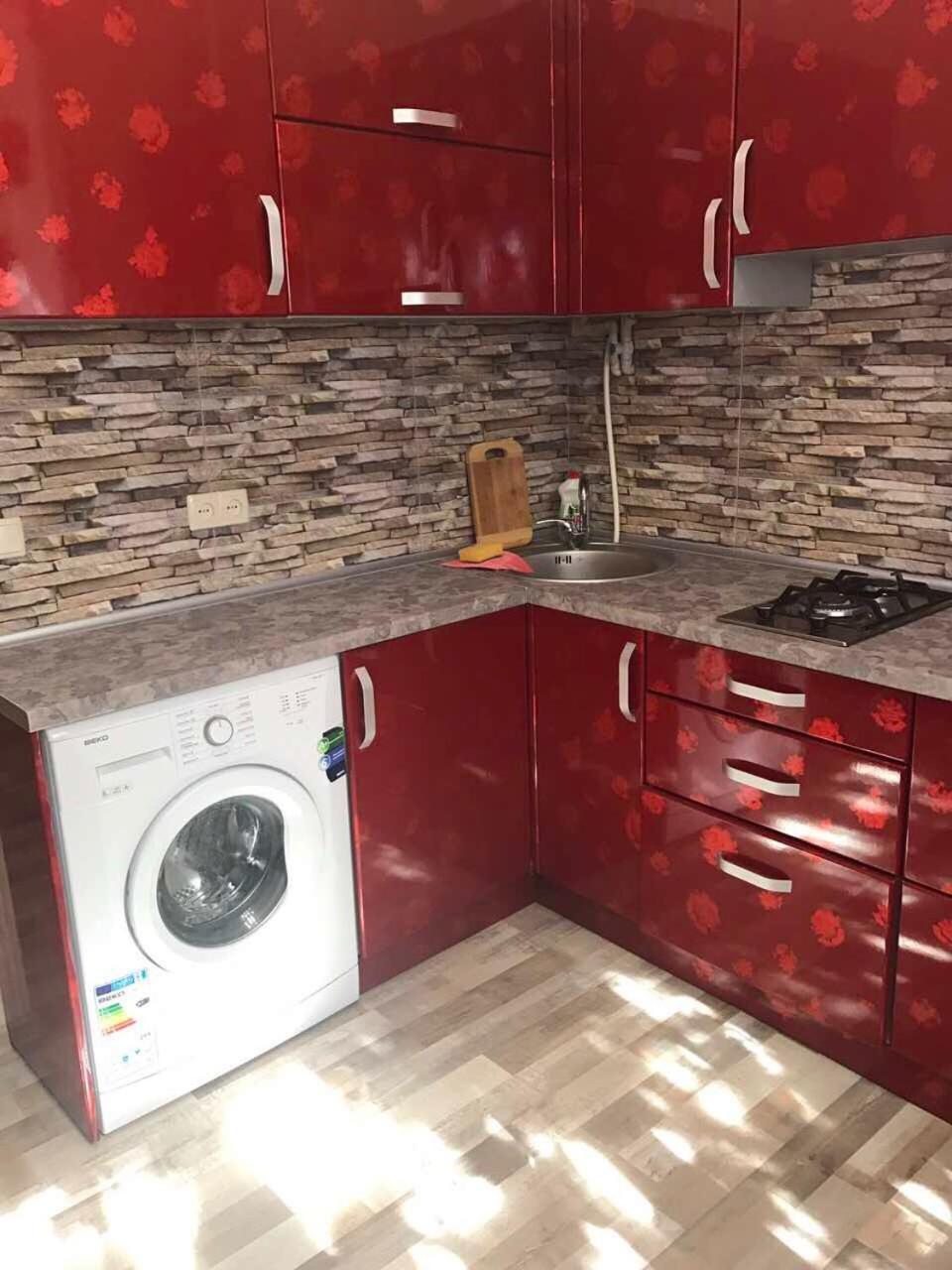 Red Apartment 2019 Very Centre 赫尔松 外观 照片
