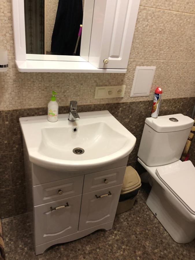 Red Apartment 2019 Very Centre 赫尔松 外观 照片